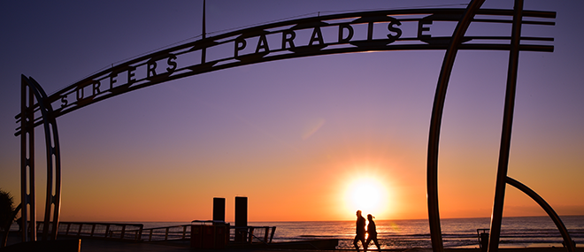 Surfers Paradise sign on Cavil Ave