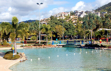 airlie-beach-lagoon