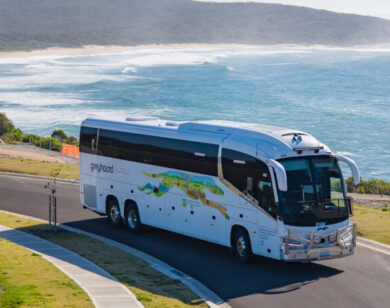 Greyhound_Australia_Coach_Coastal_1390x460